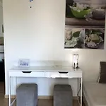 Appartamento Moderne à Avec Jardin Et Terrasse *