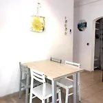 Moderne à Avec Jardin Et Terrasse Antibes