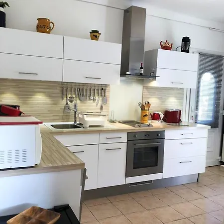 Διαμέρισμα Moderne A Avec Jardin Et Terrasse Αντίμπ