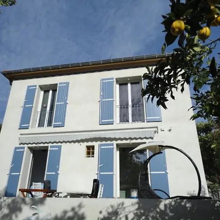 Moderne A Avec Jardin Et Terrasse 公寓